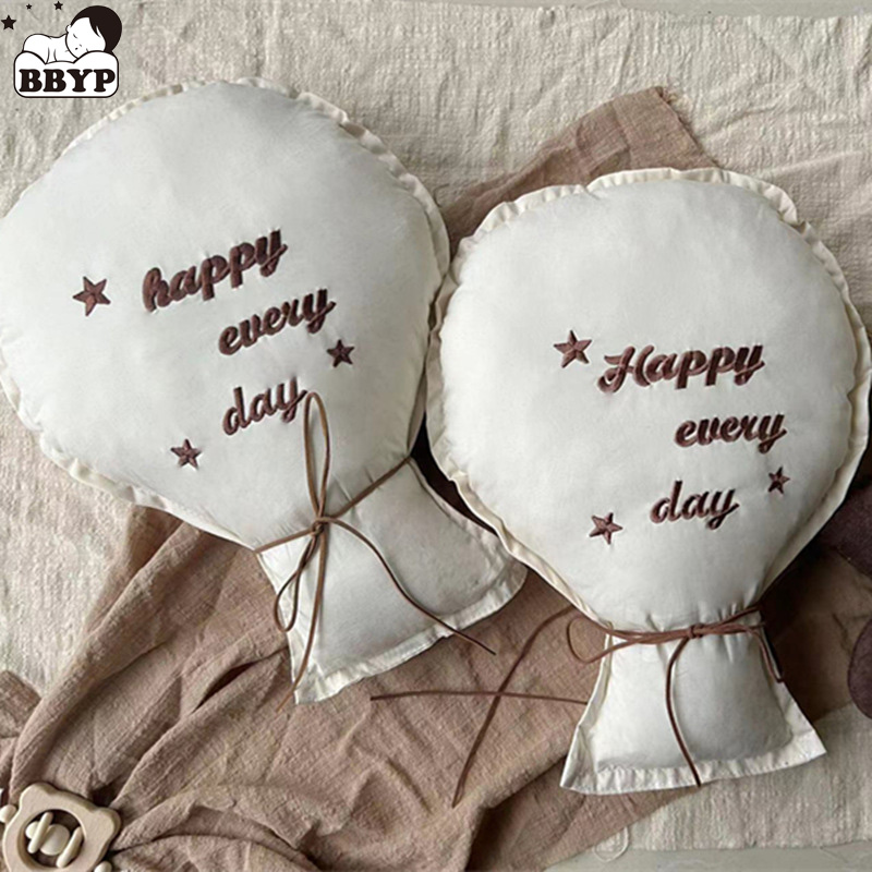 Baby Nursery Pillow - 2Pcs Cotton Embroidery Balloon Wall Hanging