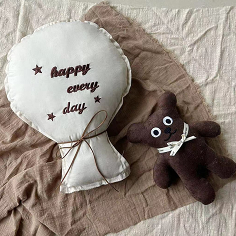 2Pcs Cotton Embroidery Balloon - đánh giá và giá Baby Nursery Pillow