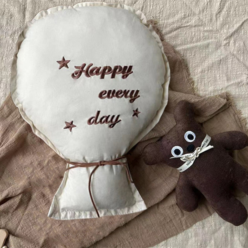 2Pcs Cotton Embroidery Balloon - đánh giá và giá Baby Nursery Pillow