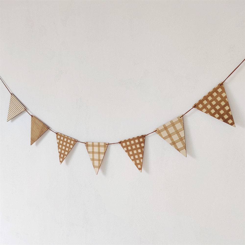 Nordic Wooden Triangle Flag Wa - đánh giá và giá Baby Nursery Bunting